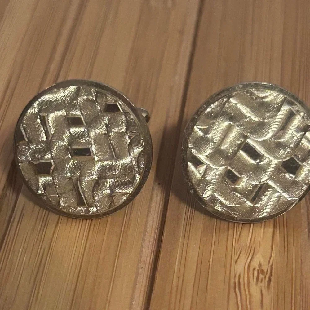 Vintage Gold Tone Men's Cufflinks